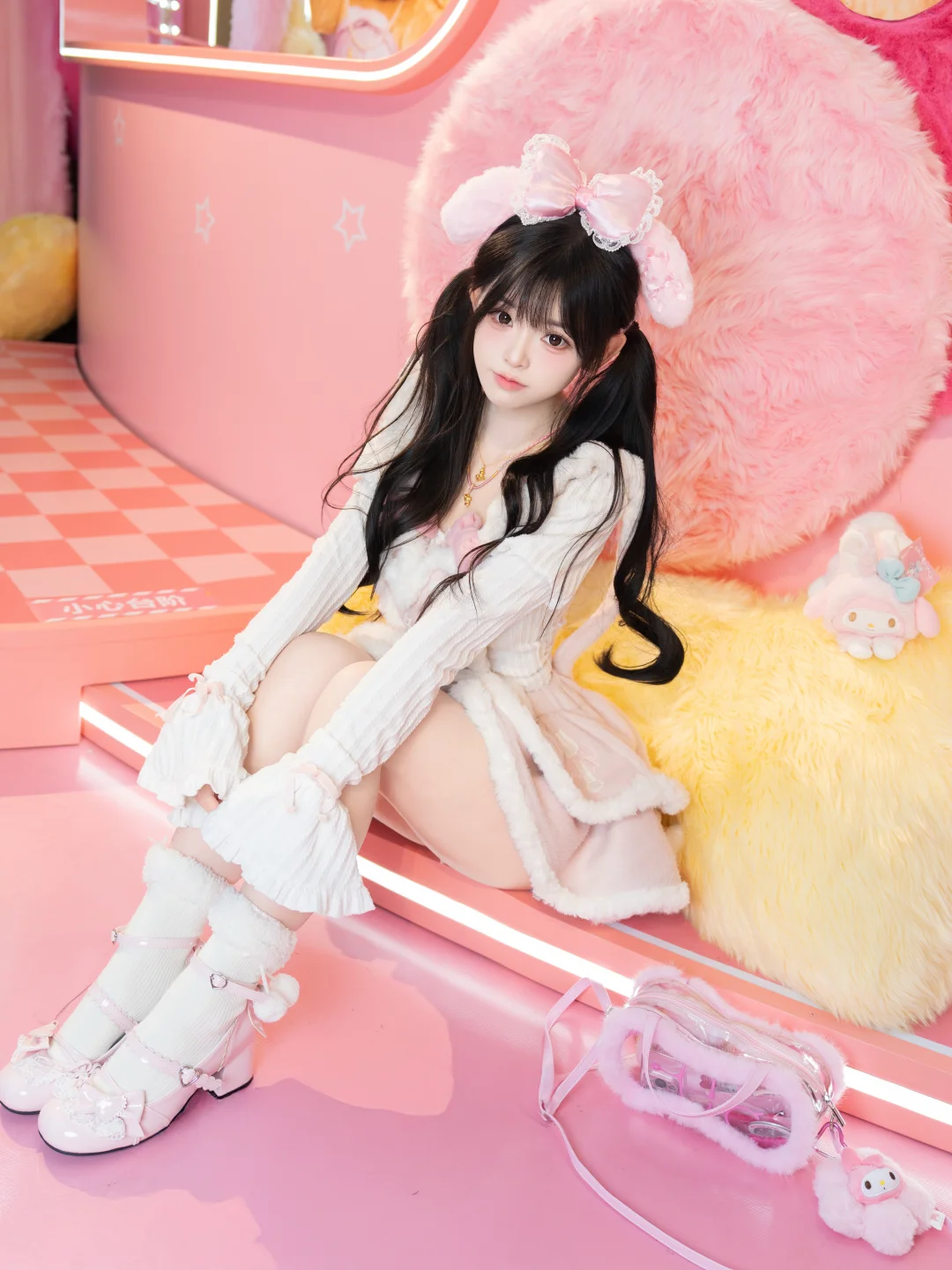 “宝宝 你是一块香软小蛋糕🧁”