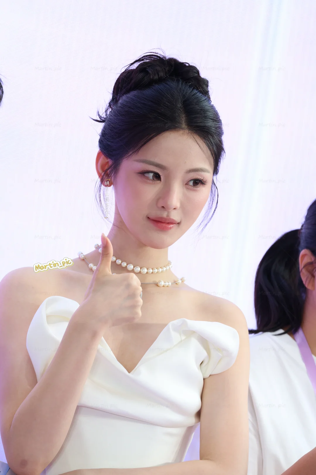 杨超越 今日份站台生图掉落~
