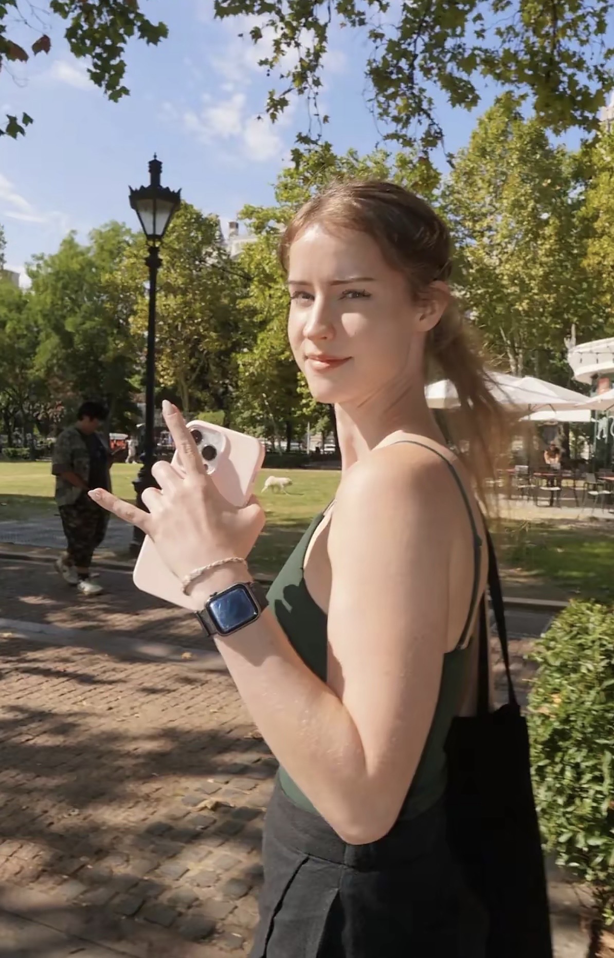 <p>好身材好气质 <!--{img:0}--><!--{img:1}...