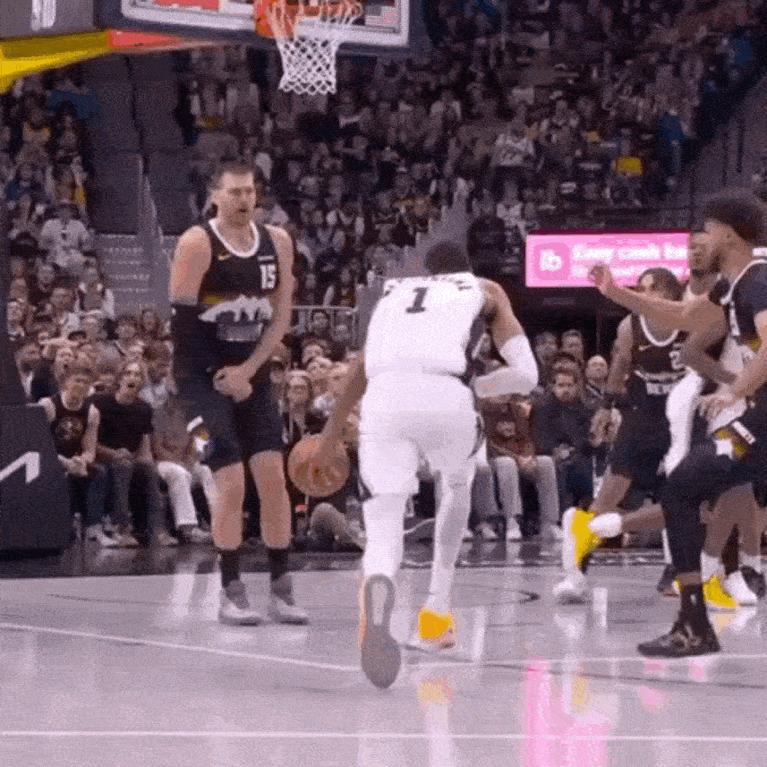 约基奇：来吧，亚马，和我相撞，我是演员[奸笑] 文班亚马：我看过你的集...