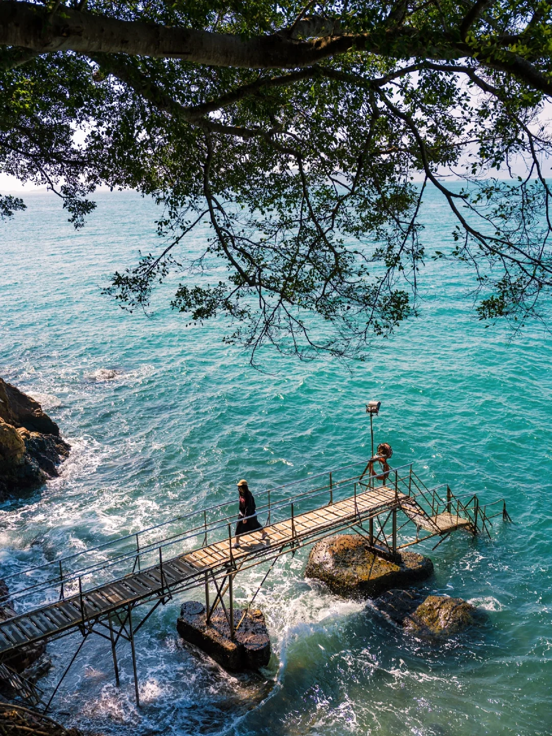 香港坚尼地城🇭🇰超美薄荷绿色的玻璃海🌊