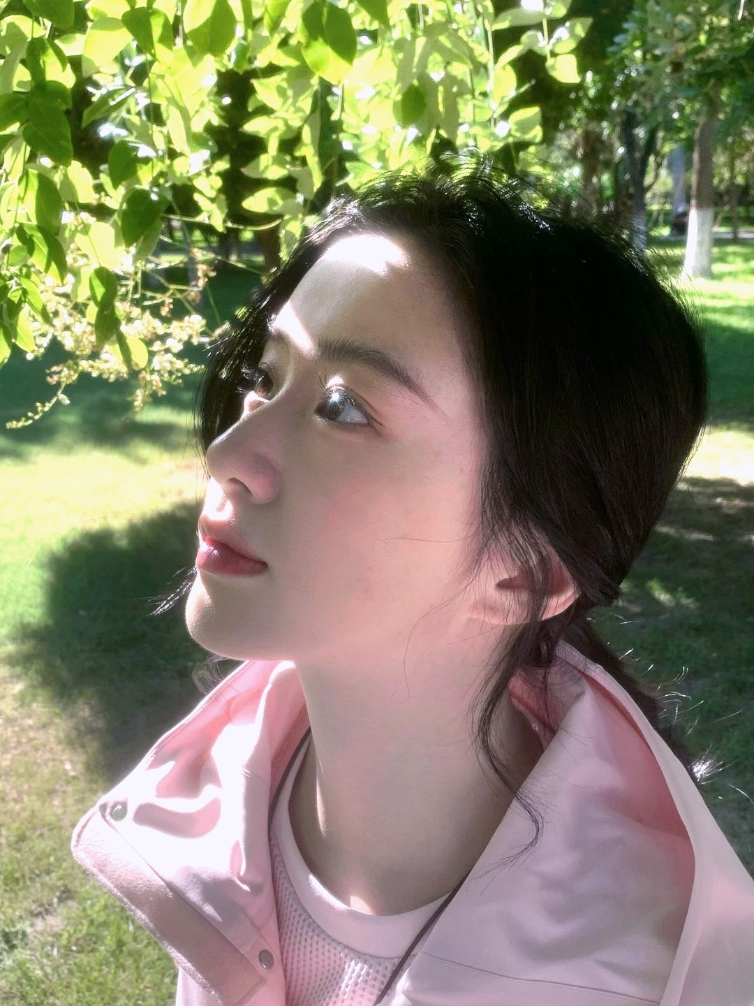 #包上恩[超话]# ꒰ა ‧ ₊˚ 天使が恋に落ちる瞬間 ˖ ⊹ ໒꒱𓈒
#包上恩周芳华# ​