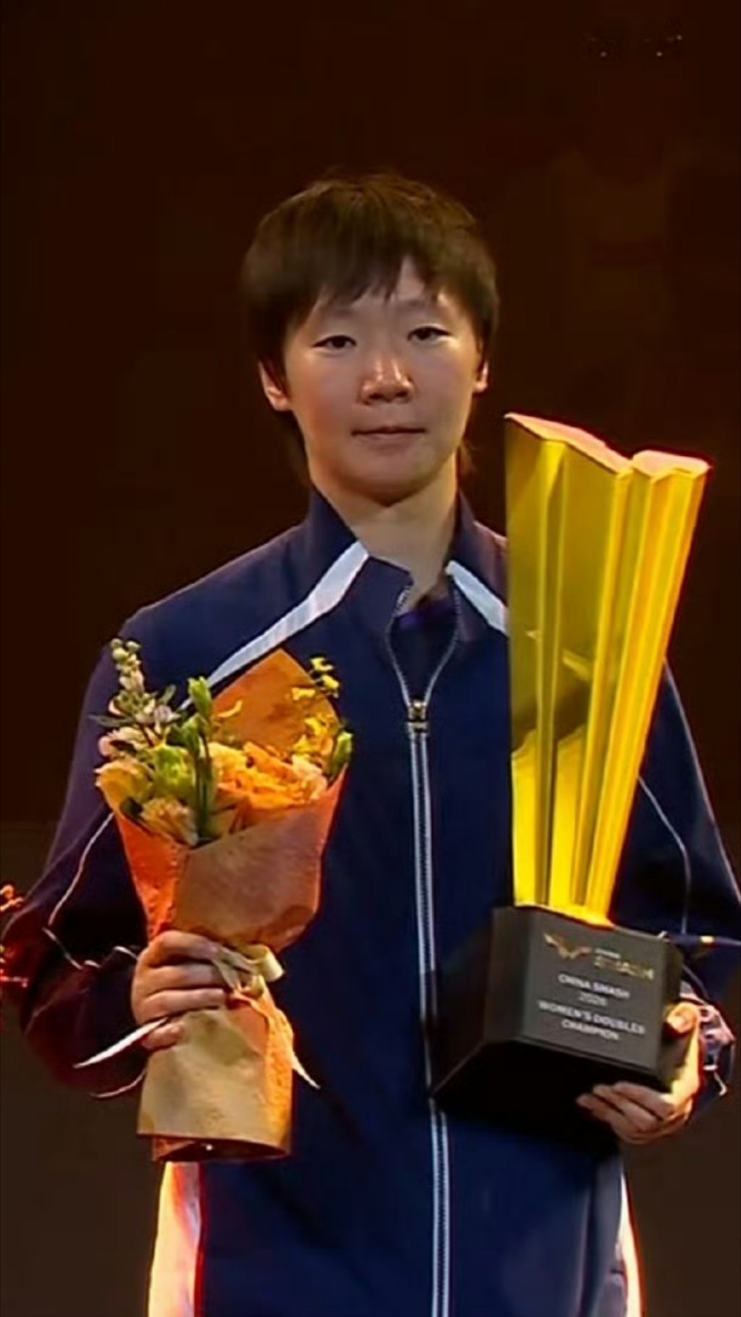 #王曼昱蒯曼女双冠军#
恭喜王曼昱成功卫冕 拿下北满国乒首冠🏆 ​