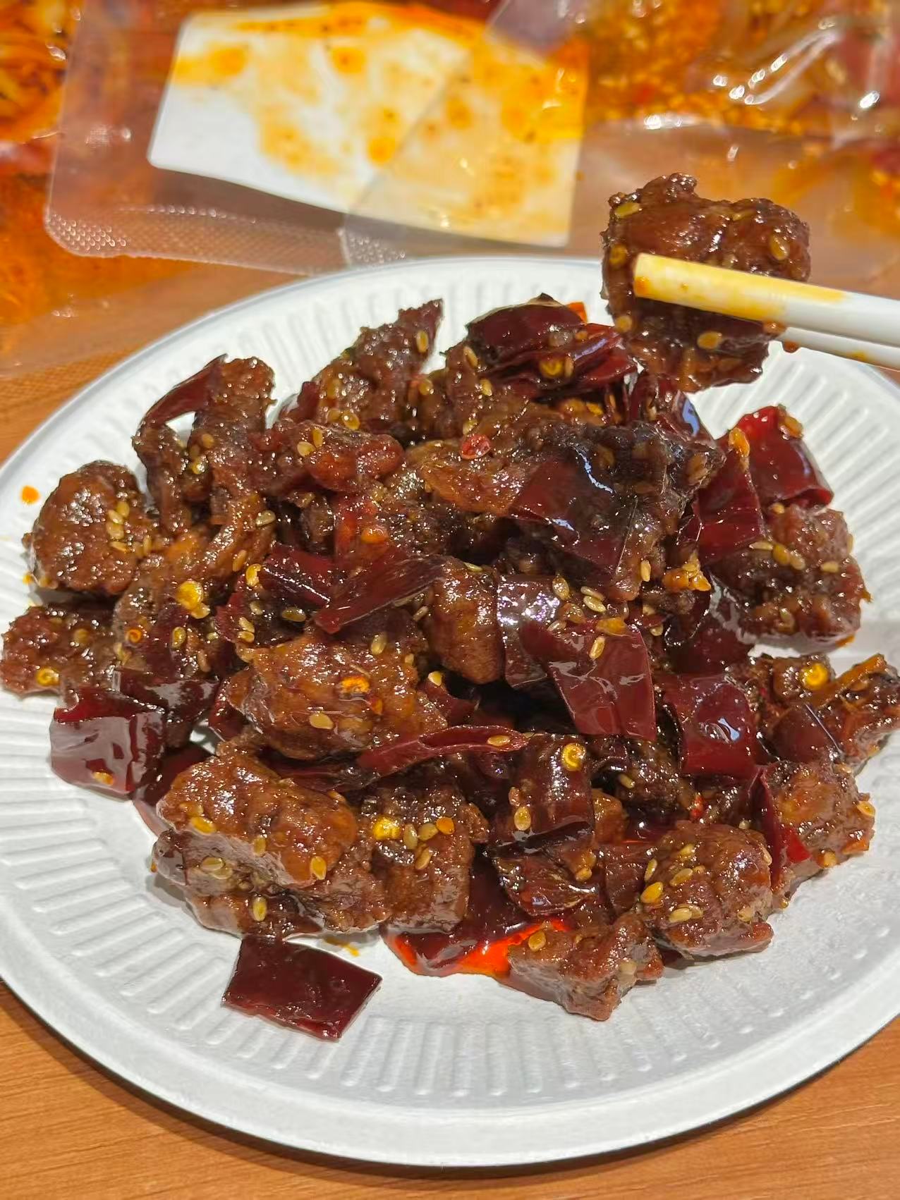 刀削面拌冷吃真的是一绝！  晚上不想做饭，就这么吃，5分钟就能搞定！ ...
