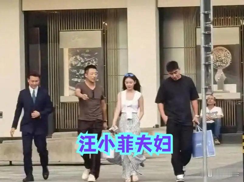 汪小菲夫妇瑞士被偶遇！马筱梅自带大美女气质 ​