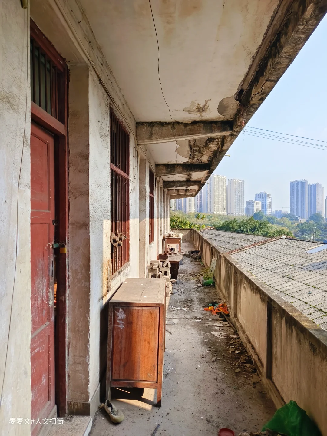 【两江】空荡的走廊是工业时代的沉默注脚