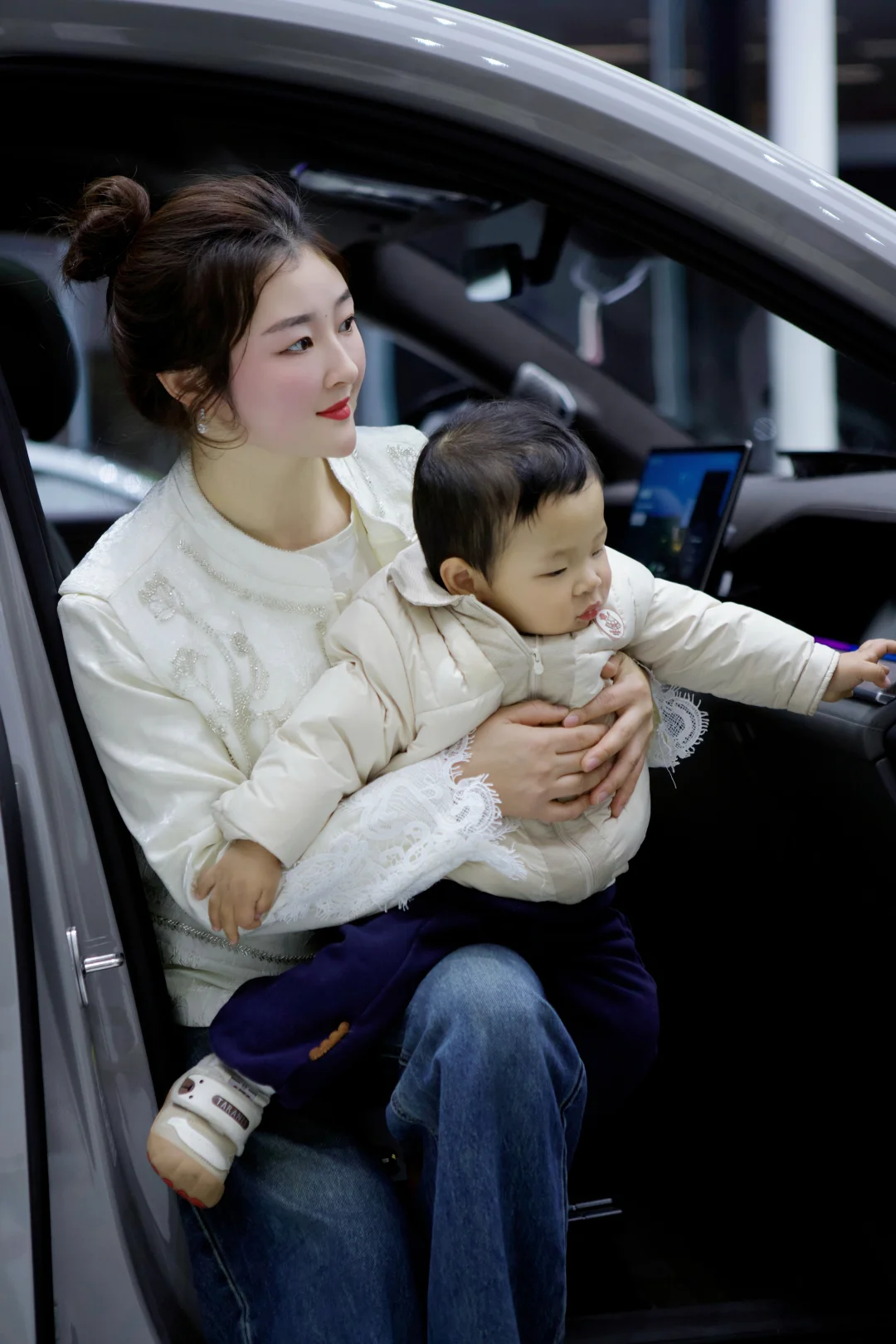 天也许天快亮了，可她再也回不来了！！