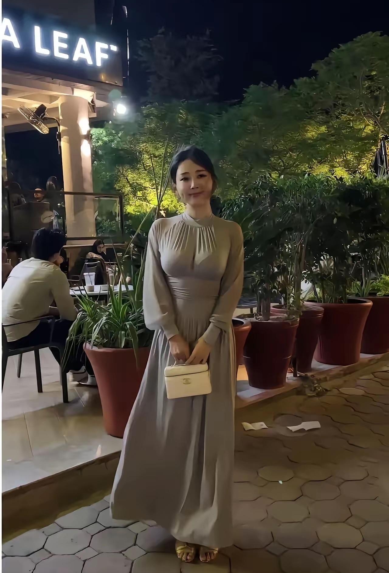 猜猜这位美女的年龄多大？大胆猜！