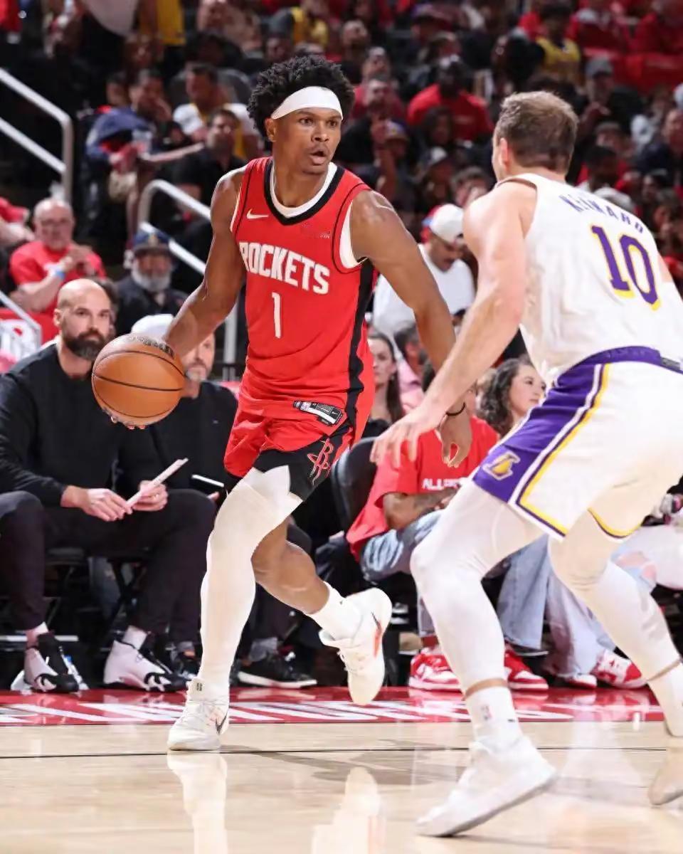 火箭115-96大胜湖人,1-3拒绝横扫。詹姆斯9中2+8失误创生涯最...