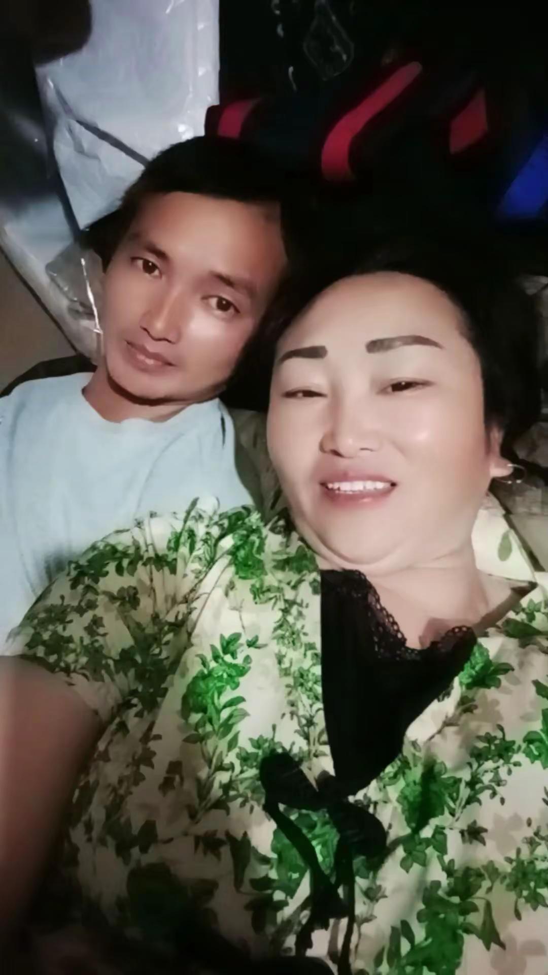 <p>夫妻同心 <!--{img:0}--></p><img src=...