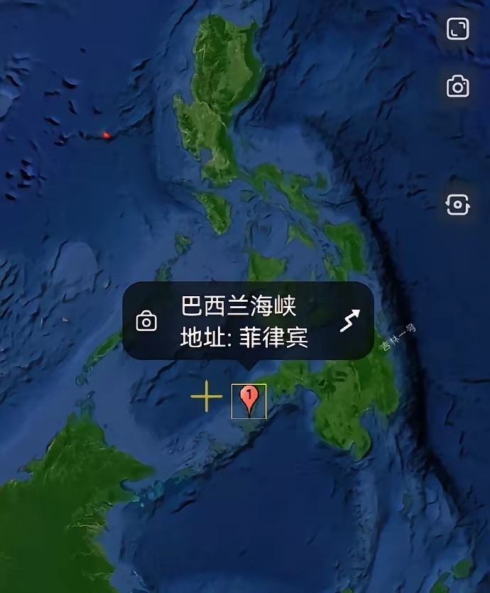 我跟你说，这回真是头一遭，看着地图我都觉得解气，辽宁舰这航迹不是擦边而过，是直接切进菲律宾南部肚子里去了，苏禄海进去，巴西兰海峡一卡，前面就是三宝颜，等于把棉兰老岛南侧那道门直接抵住。

你仔细看位置就懂了，巴西兰海峡本来就不宽，最窄处才三点五海里左右，北边是三宝颜，南边是巴西兰岛，这地方连着苏禄海