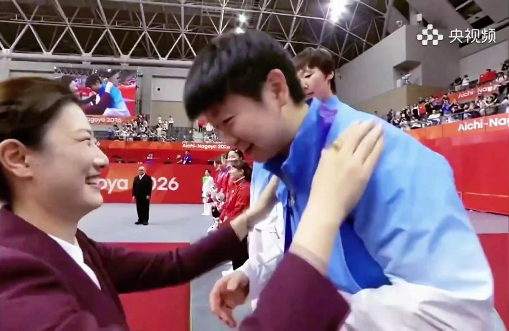 再次恭喜国乒成就亚运会女团六连冠🏆孙颖莎斩获亚运会个人第六金🥇取得对早田希娜20连胜！🍎Cr:水印