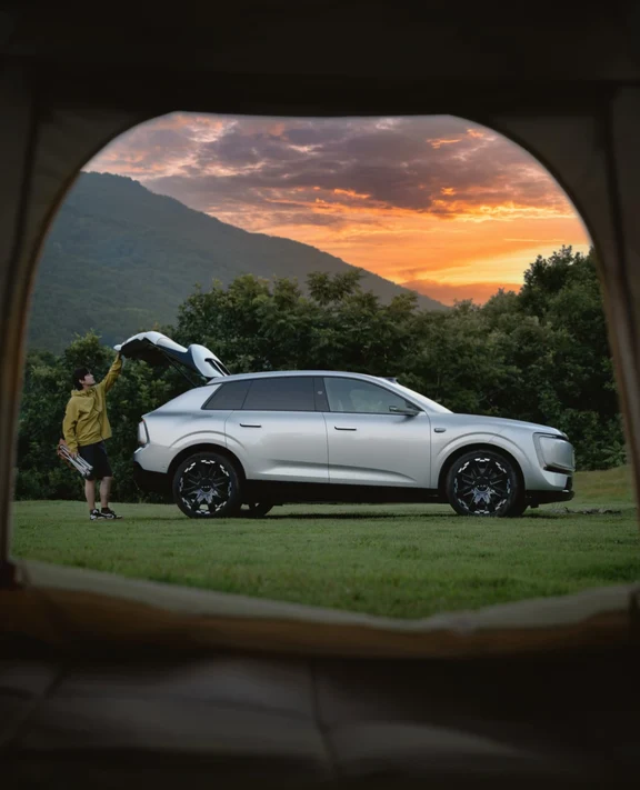 奥迪E7X、户外露营⛺️