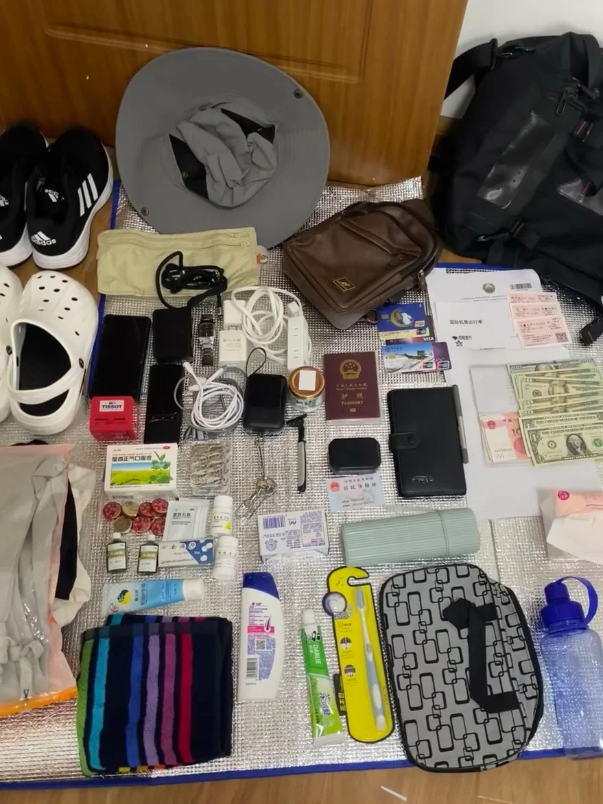 说下中东中亚旅行啥是必须，绝对要携带的