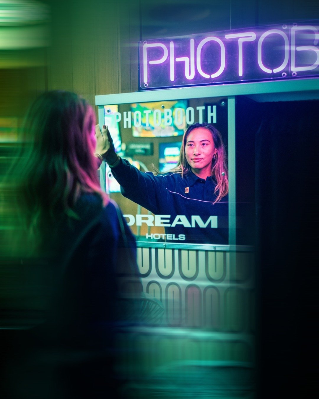 #郑钦文首胜普丁塞娃# 
🗓️2026.9.4【场外记录】
Dream Downtown酒店更新帖子祝贺钦文，除了之前钦文发过的四张，还有一张新图[哇]
#郑钦文重返大满贯32强##郑钦文美网五连胜# ​
