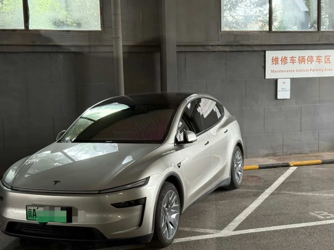 特斯拉Model YL悬挂塌陷换完弹簧以后…