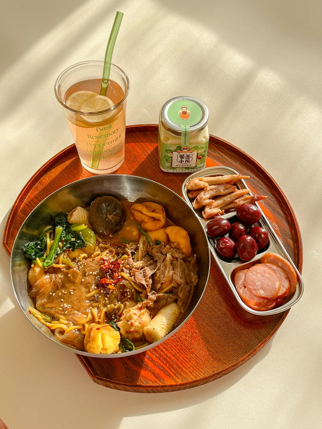 一人食｜没人能拒绝一碗黏糊糊的东北麻辣烫