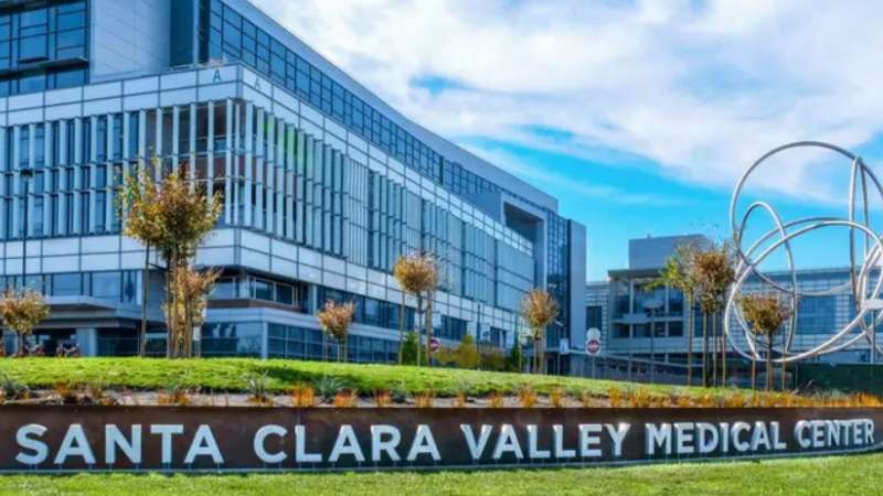 【圣县护士抗议人手短缺，称招聘冻结已影响患者安全】在财政压力不断加剧之...