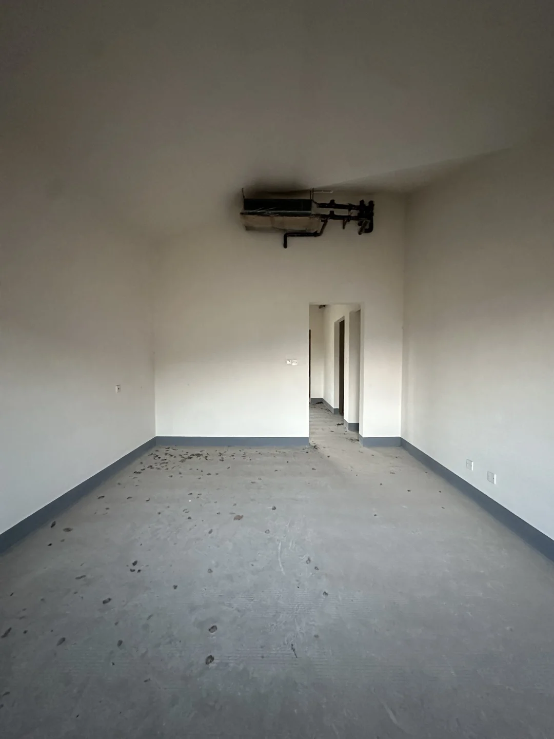 第一次装修 把空房间变成了梦想中的卧室