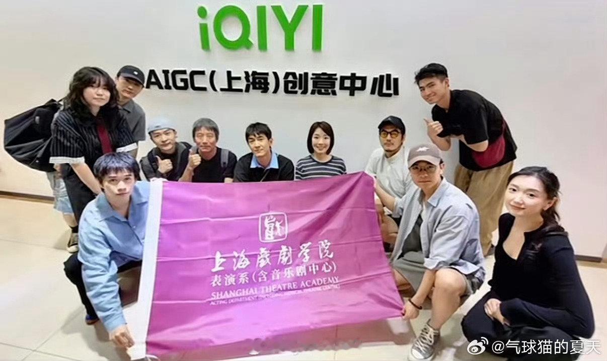 #生活手记##林更新[超话]# 
不断学习的人，就会不断进步！加油
要多多进组，学以致用啊！ ​