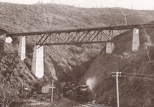 库页岛丰真铁路线de历史变迁