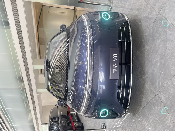 享界V8巡展到玉林了｜5天静态品鉴，不用跑南宁
最近在盯高端家用MPV的姐妹/老板们，这条存一下👇
📍鸿蒙智行授权用户中心·二环东路店
📅 10月19日—10月23日（仅5天）
🚗 享界V8广西巡展车实车到场
为什么值得专门跑一趟：
▫️家庭智慧旗舰MPV，预售价32.98万起
▫️5335×2005×1805，轴距3250，实车比图大一圈
▫️730mm电动侧滑门+380mm低地台，老人小孩友好
▫️二排零重力座椅，支持45°/90°/180°旋转
▫️4块隐私光幕玻璃+21.4寸吸顶屏
▫️鸿蒙座舱+乾崑智驾辅助（ADS 5）
▫️±12°后轮转向，大车也好开
▫️纯电830km / 增程综合1465km
这次是静态品鉴，不试驾也完全OK，
就是来坐进二排、开一下零重力、看鸿蒙座舱流转。
常润为您留了预约通道，私信“V8”就行，
工作日白天人少，体验更完整。
#享界V8