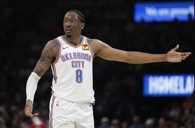 NBA西部半决赛G3，森林狼主场114-109击败马刺，大比分扳成2-...