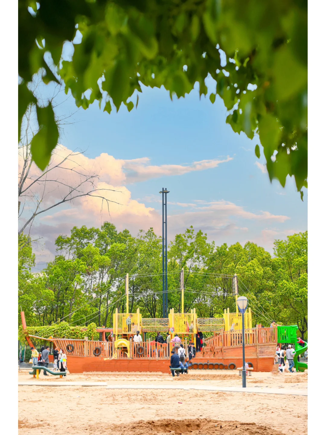 武汉免费沙滩游乐场天花板‼️临江野餐露营🌲