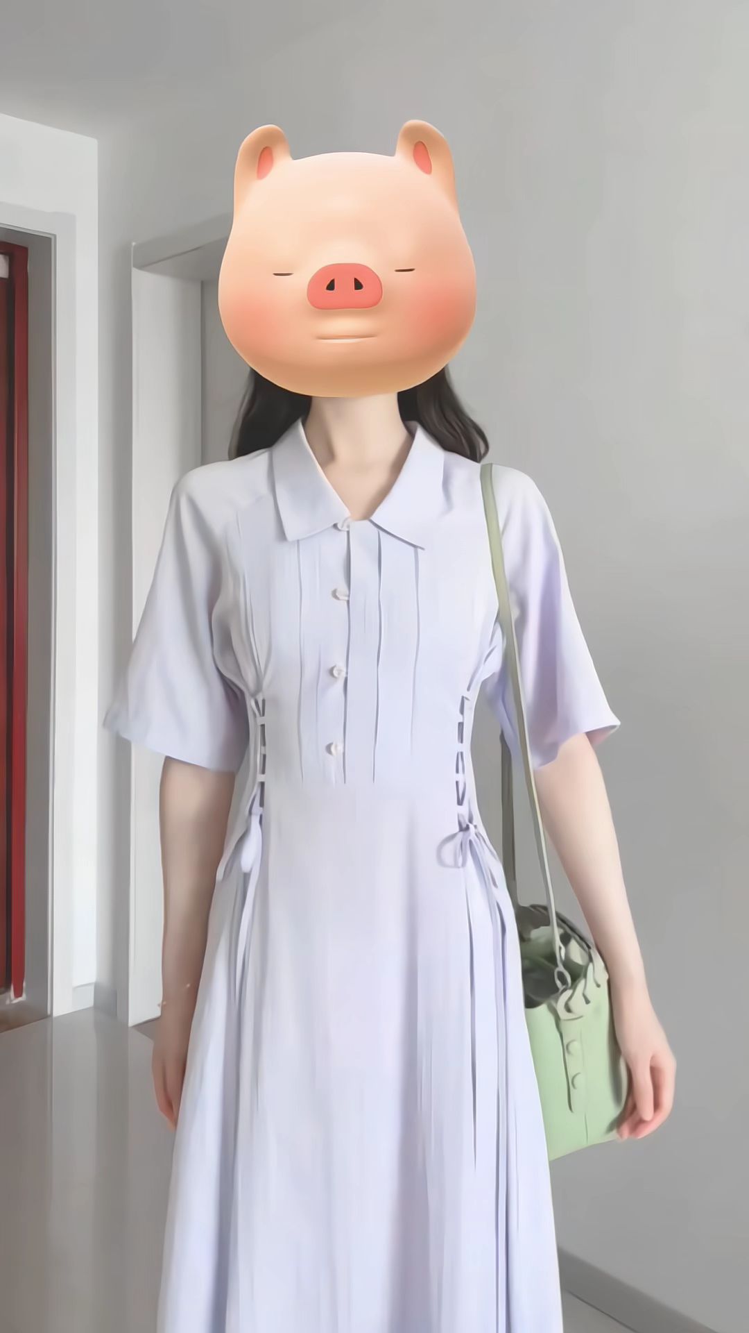 我天！老婆们都去穿这件法式气质收腰连衣裙！上身掐腰显瘦又韵味高级，妥妥...