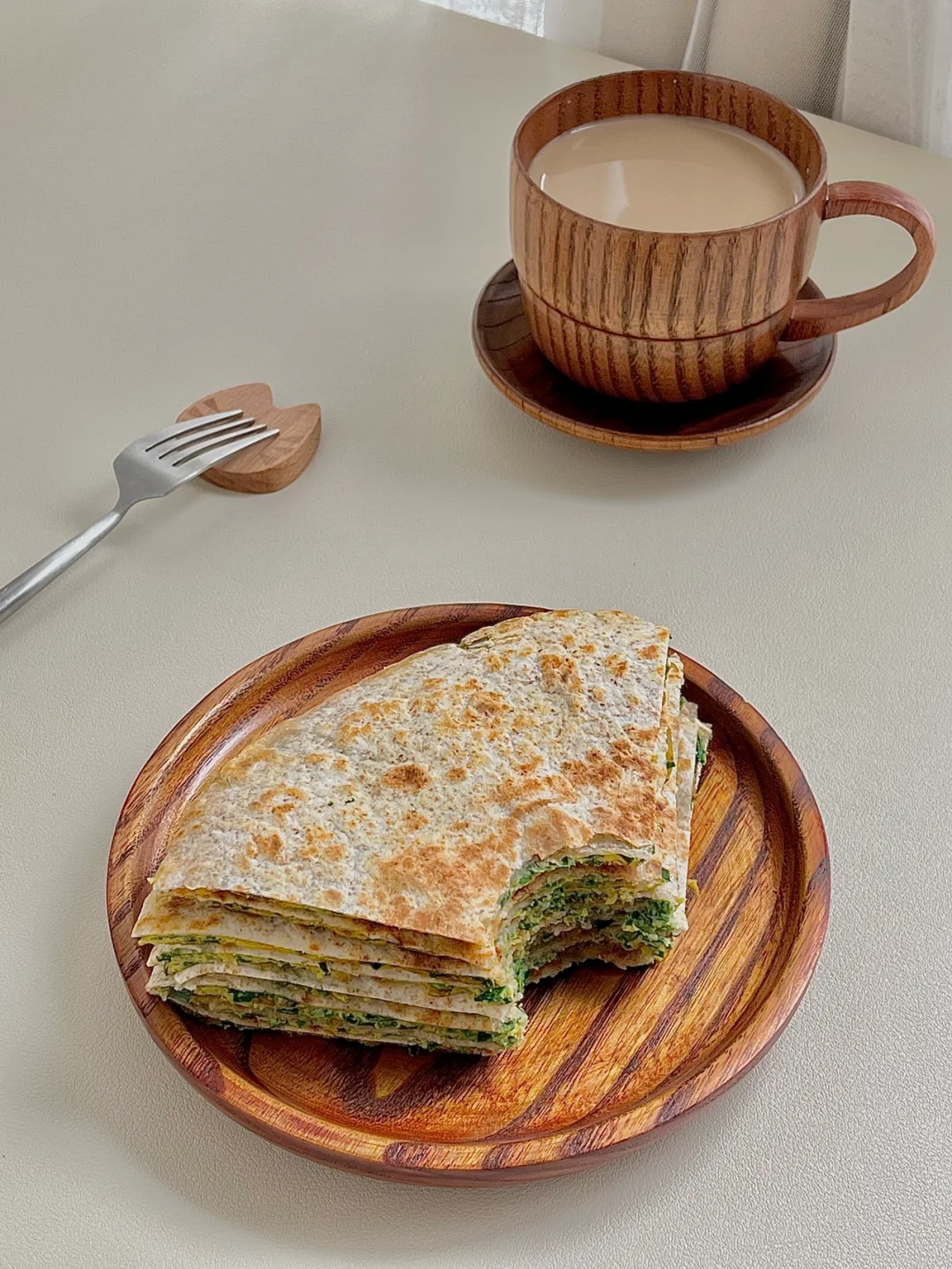 ☀️懒人版低卡韭菜鸡蛋饼｜不用揉面好好吃😋