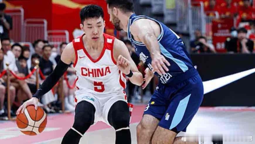 中国男篮VS乌拉圭G2，开球时间确定，胡明轩不及预期，廖三宁差强人意  来自​