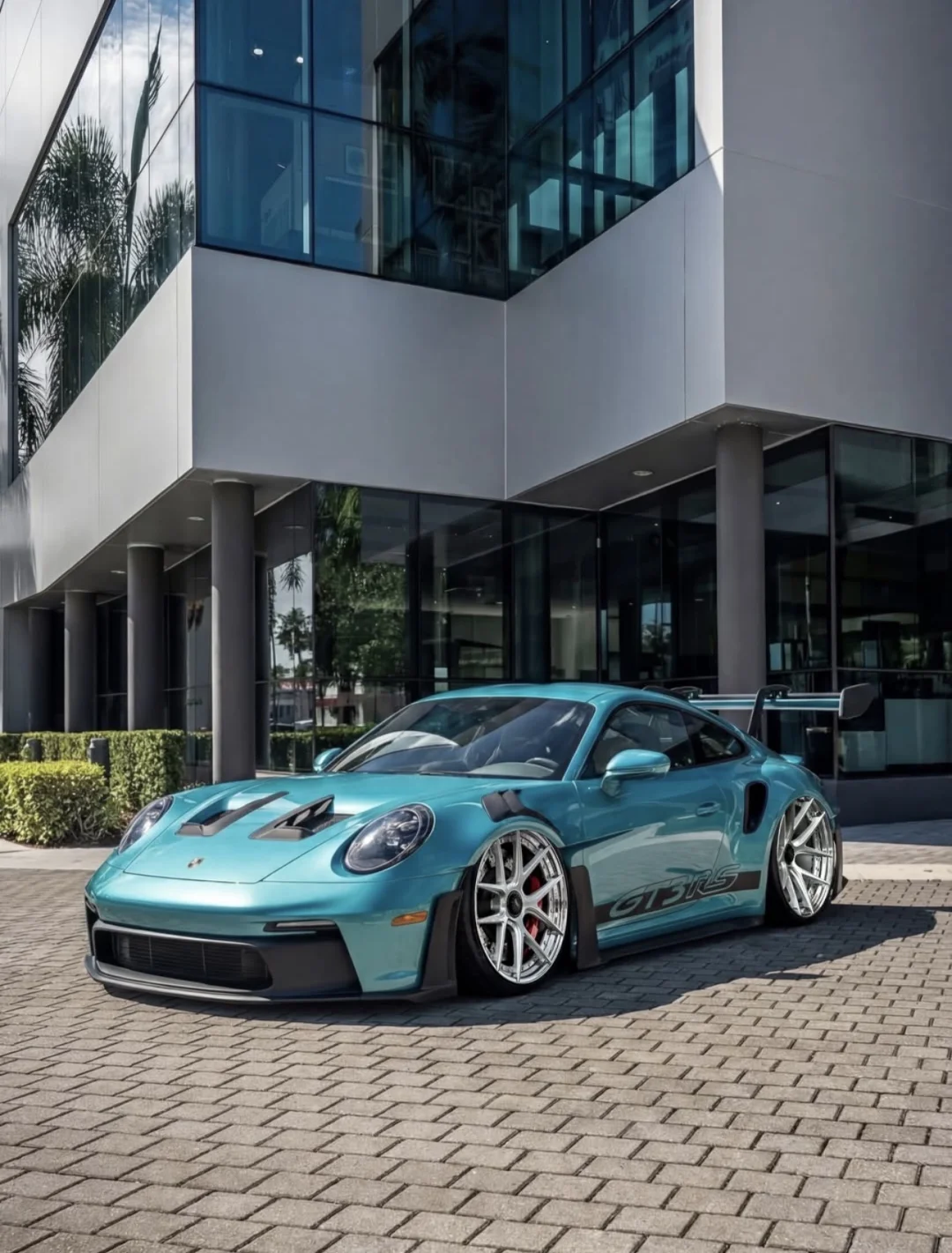 PORSCHE 992 GT3 RS