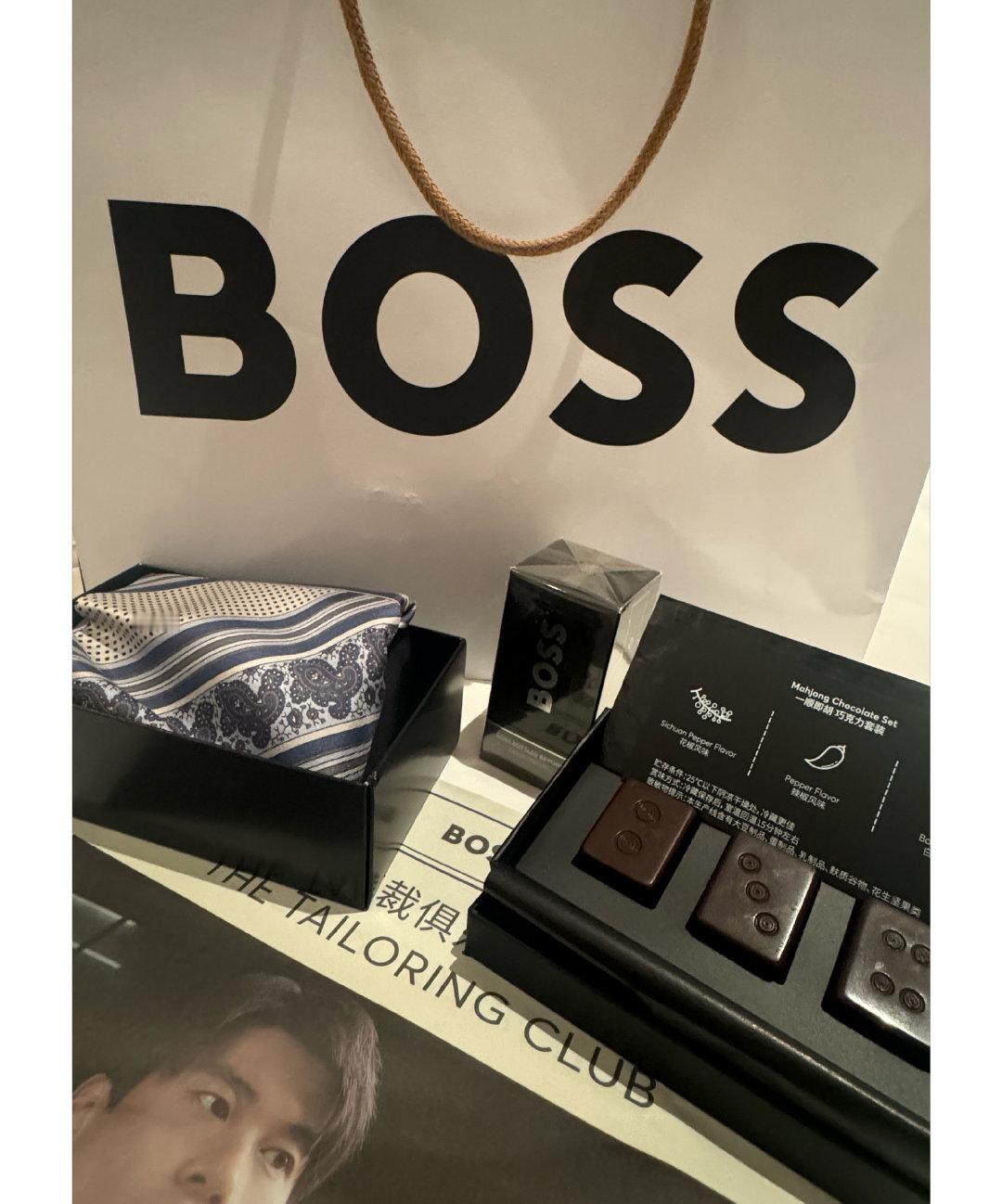 BOSS给vic客人的伴手礼也有很多顺元素
西装展📰一份
一【顺】即胡🍫
米兰时装周汪顺同款丝巾
还有一瓶香水[开学季]#boss品牌代言人汪顺# ​