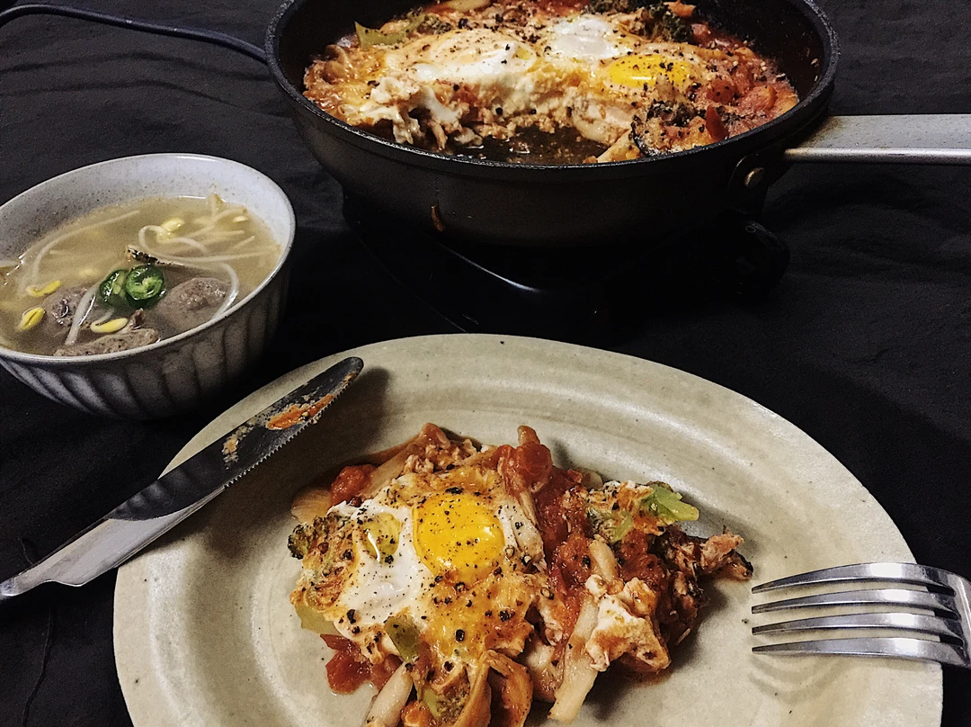 周二🌞🌧💨｜🍴【北非蛋】【牛肉丸豆芽汤】🥣