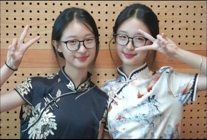 这两个你选哪个做女朋友