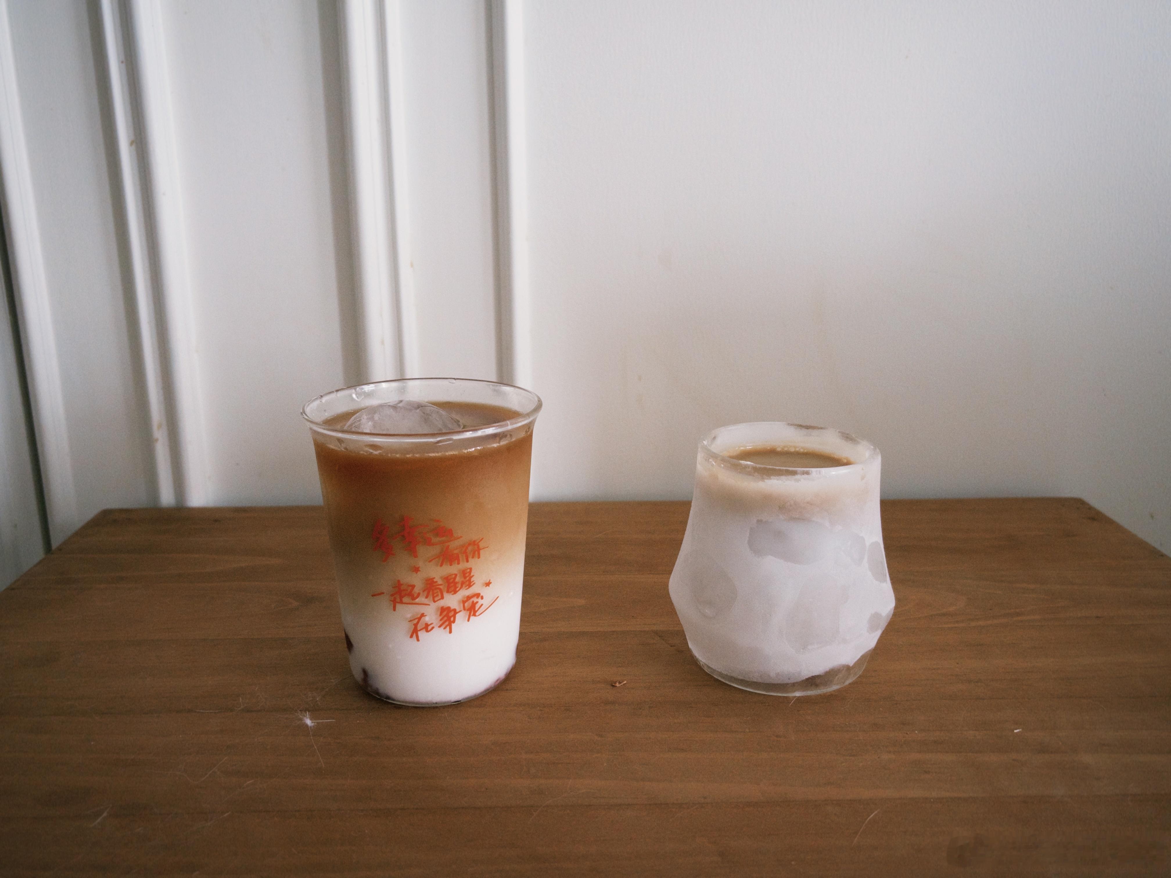 今日出品：优化了昨日的山野一号配方，用厚椰乳代替牛奶、草莓酱代替草莓液...