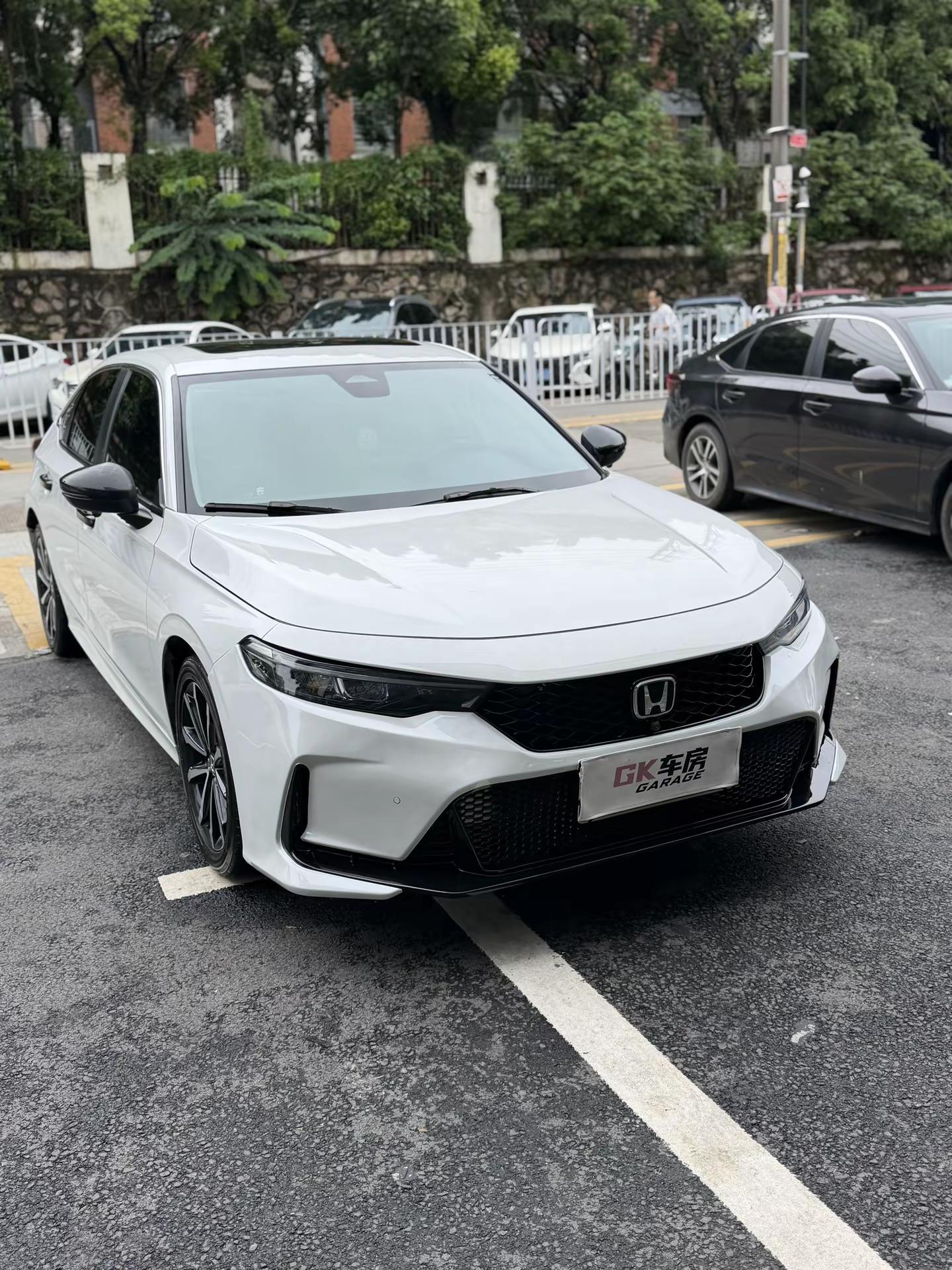 谁会花3000块改个前杠啊？型格TR前杠，感觉还挺有意思的本田型格 tr前杠