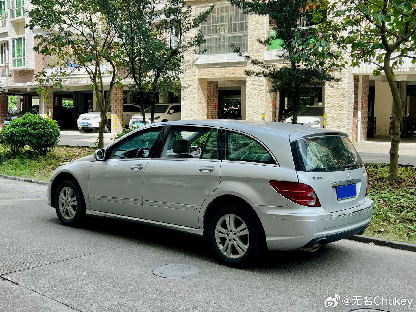 太优雅了，奔驰还是太会拿捏气质了，怎么可以把一辆多功能车设计得那么不臃肿，优雅，前卫[喵喵][喵喵][喵喵]  ​