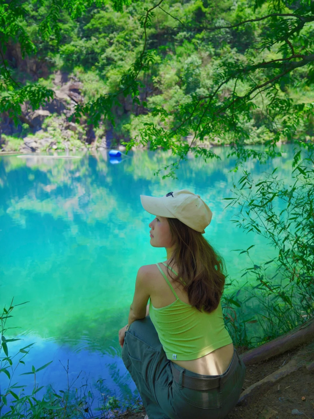 不敢相信就在杭州！藏在森林里的玻璃水！！