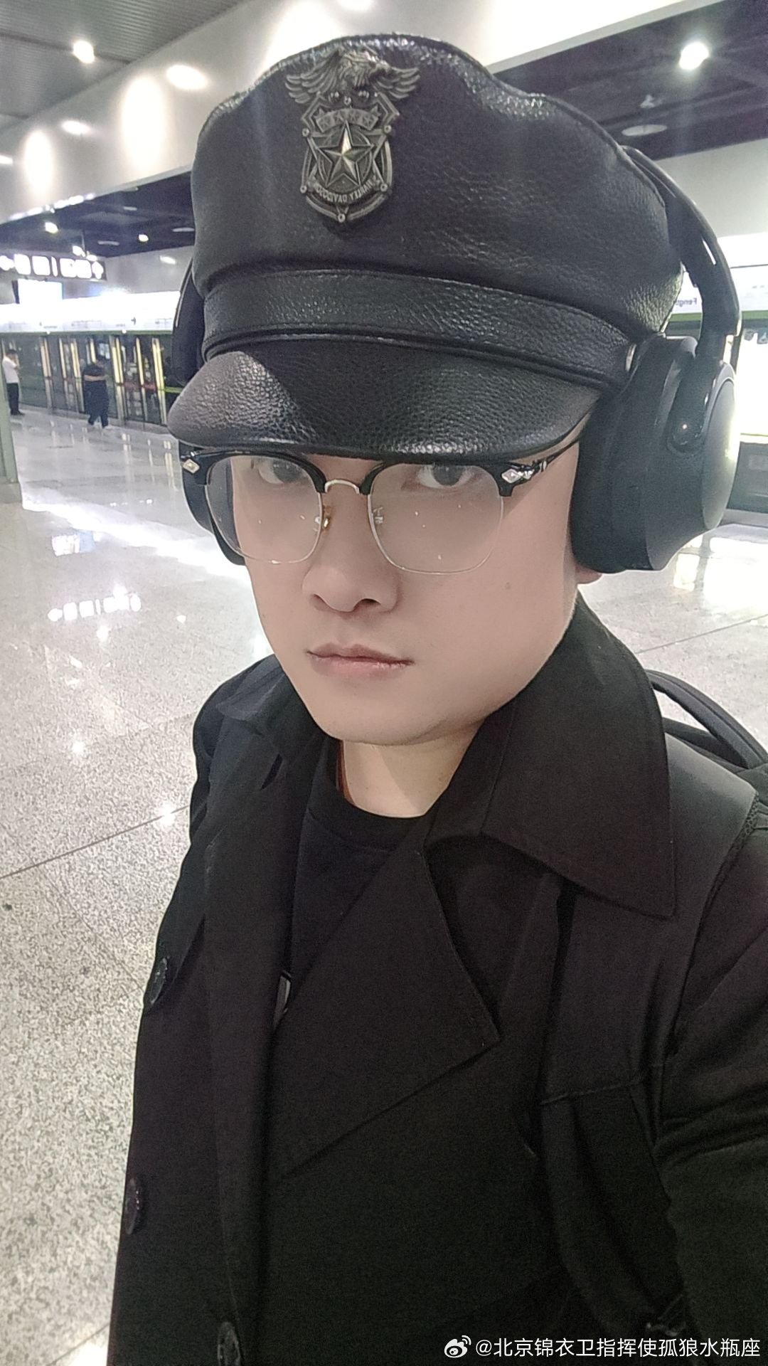 又是一年快过去了#每天读点文学名句[超话]##马克思主义考研[超话]##女人励志语录[超话]##景甜[超话]##资本[超话]#  ​