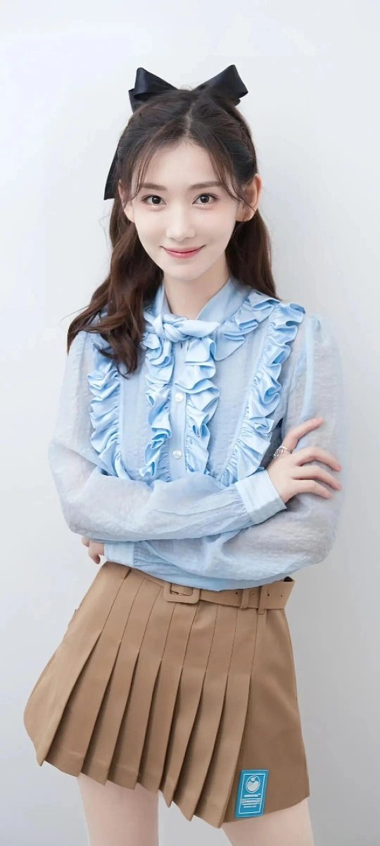 #李沐宸道歉# 本身是长剧出身的演员，切换不同赛道，遇到角色适配度问题也可以理解。 ​