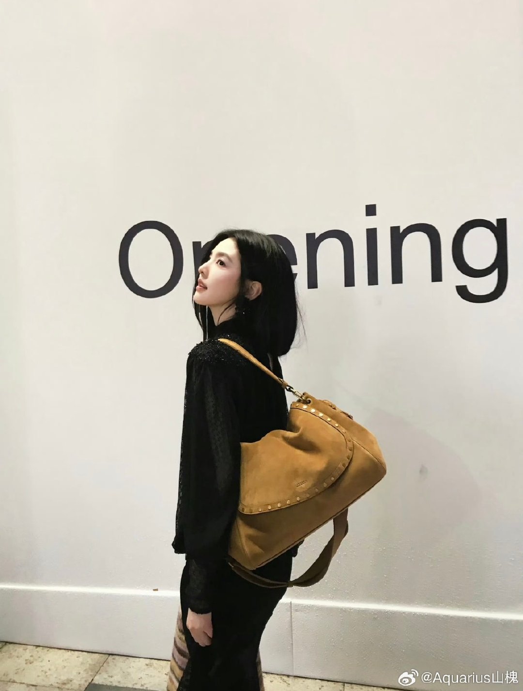 #章若楠[超话]#  期待章若楠闪耀巴黎[努力] ​