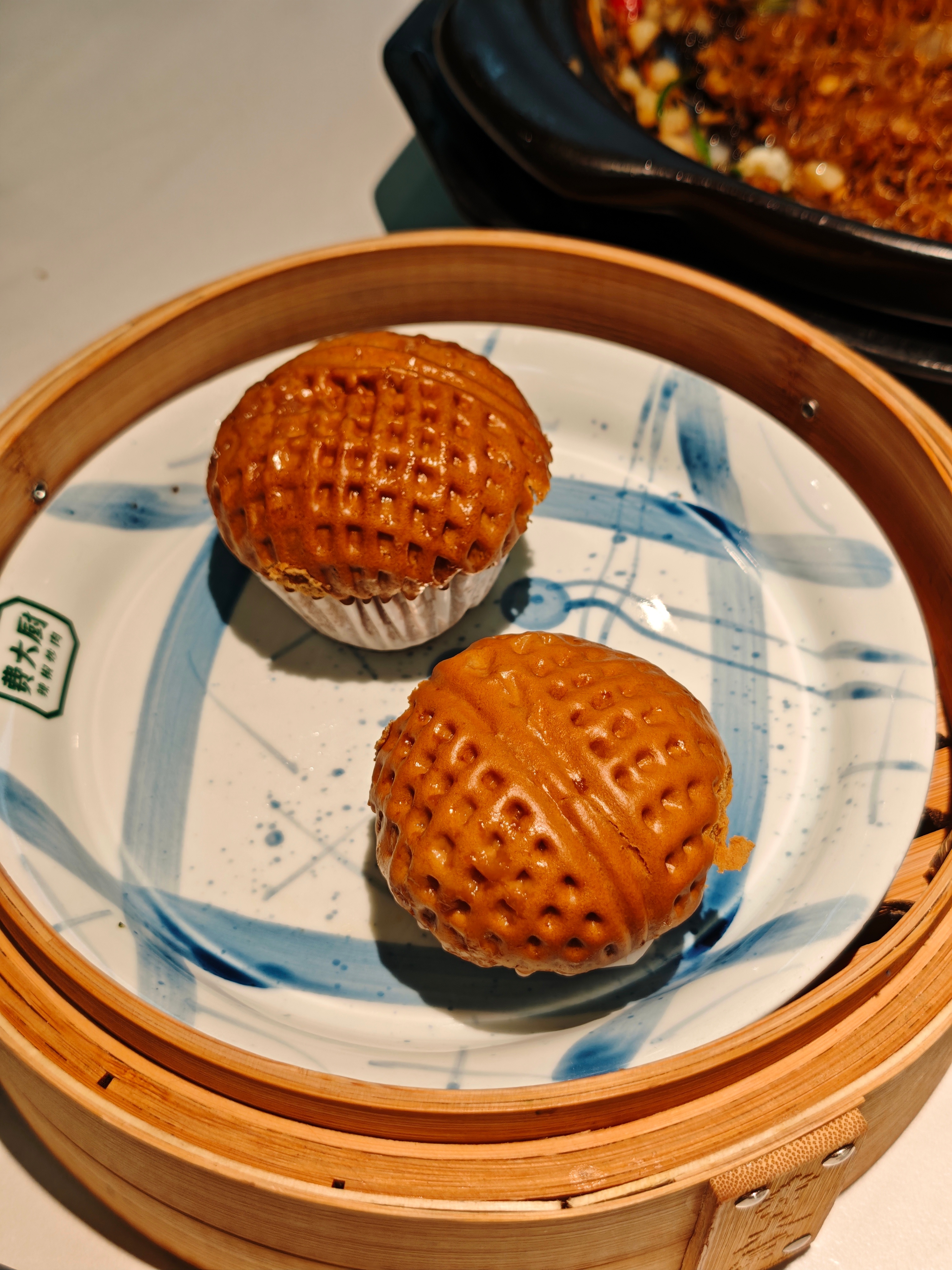 好久没吃费大厨啦 太太太下饭了！ 点了海鲜粉丝煲、金钱蛋、皮蛋擂椒茄子...