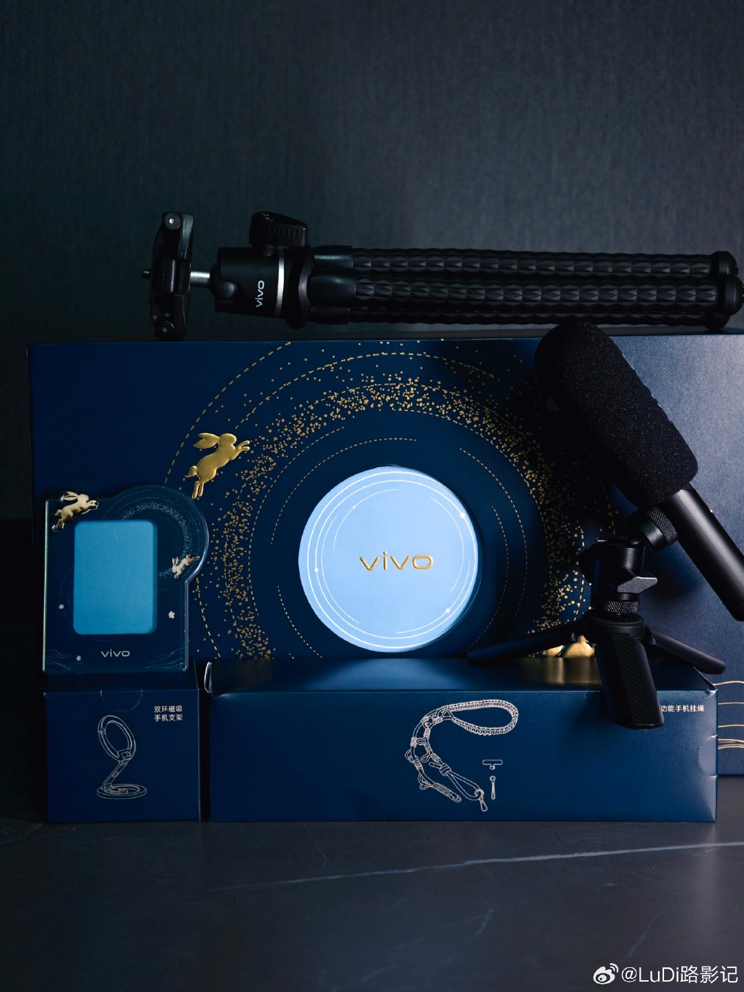 感谢vivo的中秋礼盒🎁
真的每次都精心设计
特别实用且好用
#vivo[超话]##环球路影记##中秋赏月去哪儿玩# ​
