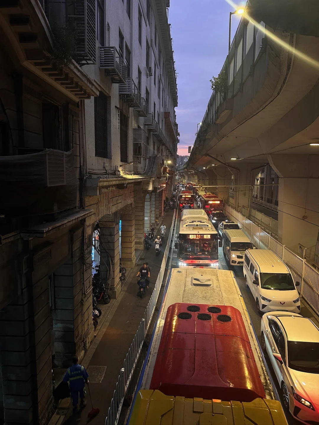 抓拍城市的一瞬间