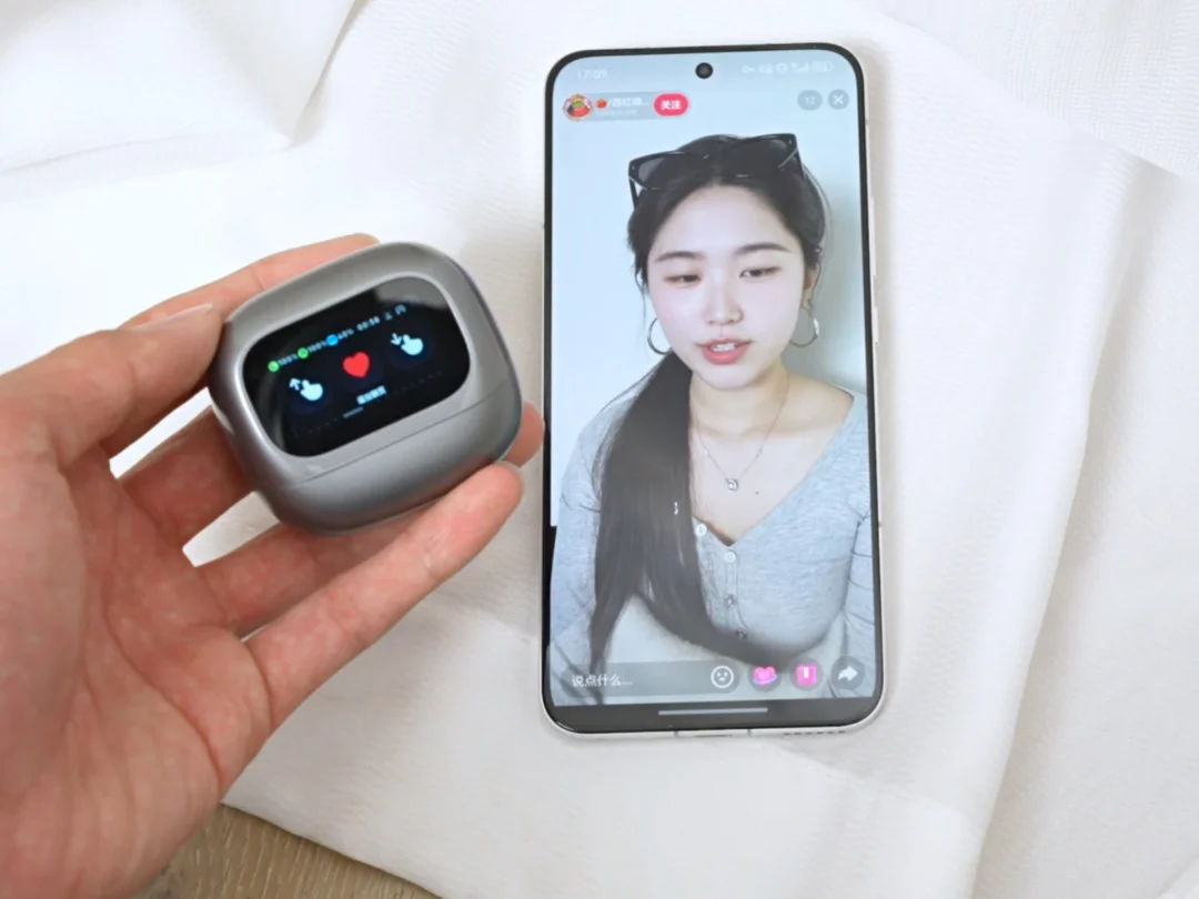 耳机直接能当小手机用？绿联也太会了！ 	 入手绿联H6 Magic半个...