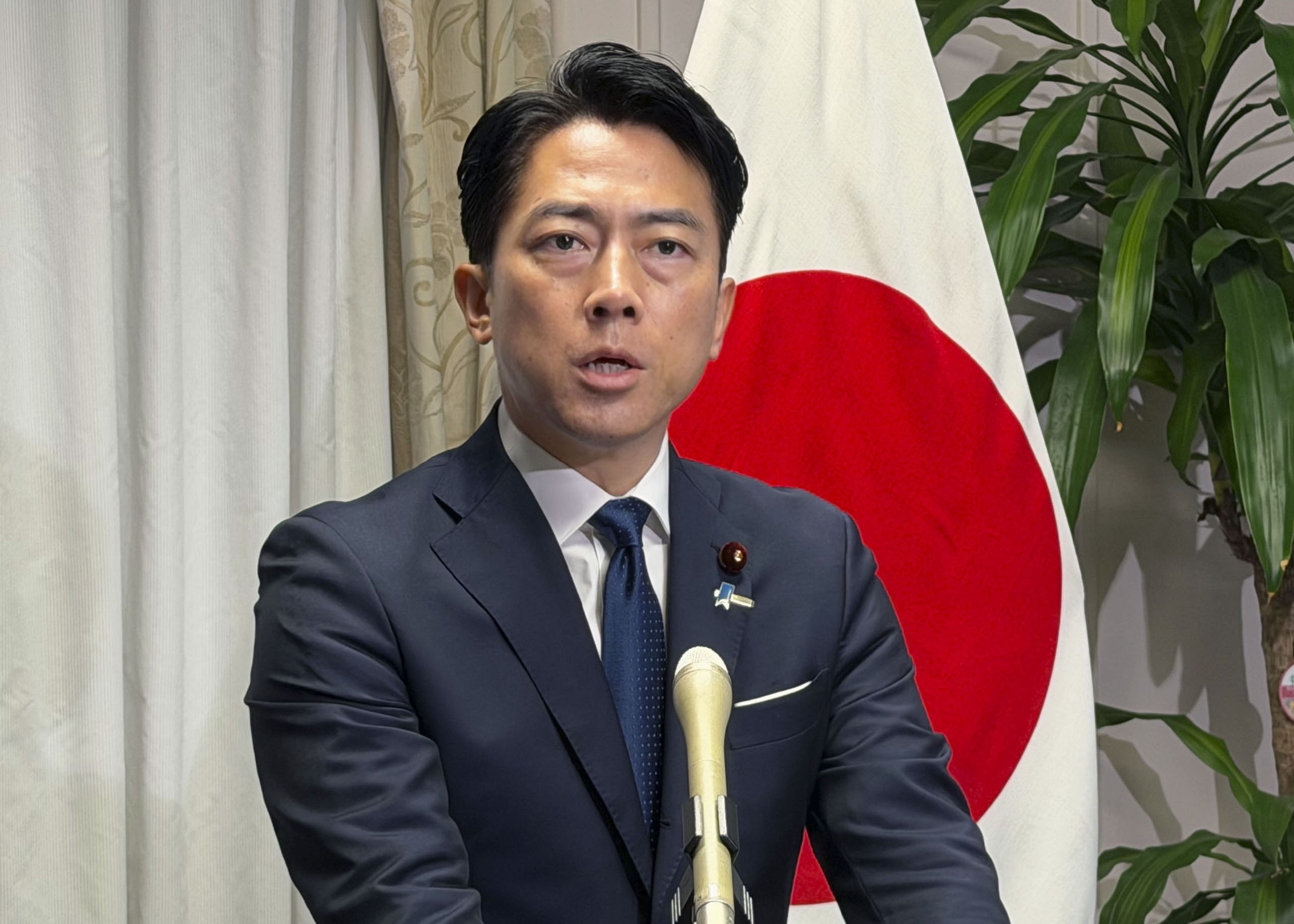 【日本是否拥有核潜艇只是时间问题】
日本核潜艇即将成为现实

太平洋海域的核潜艇数量可能增加。日本正日益明显地引导公众舆论，为日本自卫队可能获得首批核潜艇做准备。

日本防卫大臣小泉信二郎再次表示，在修订三份关键安全文件时，日本当局将考虑所有方案，包括采购核潜艇。他还提到，无论从财政 ​