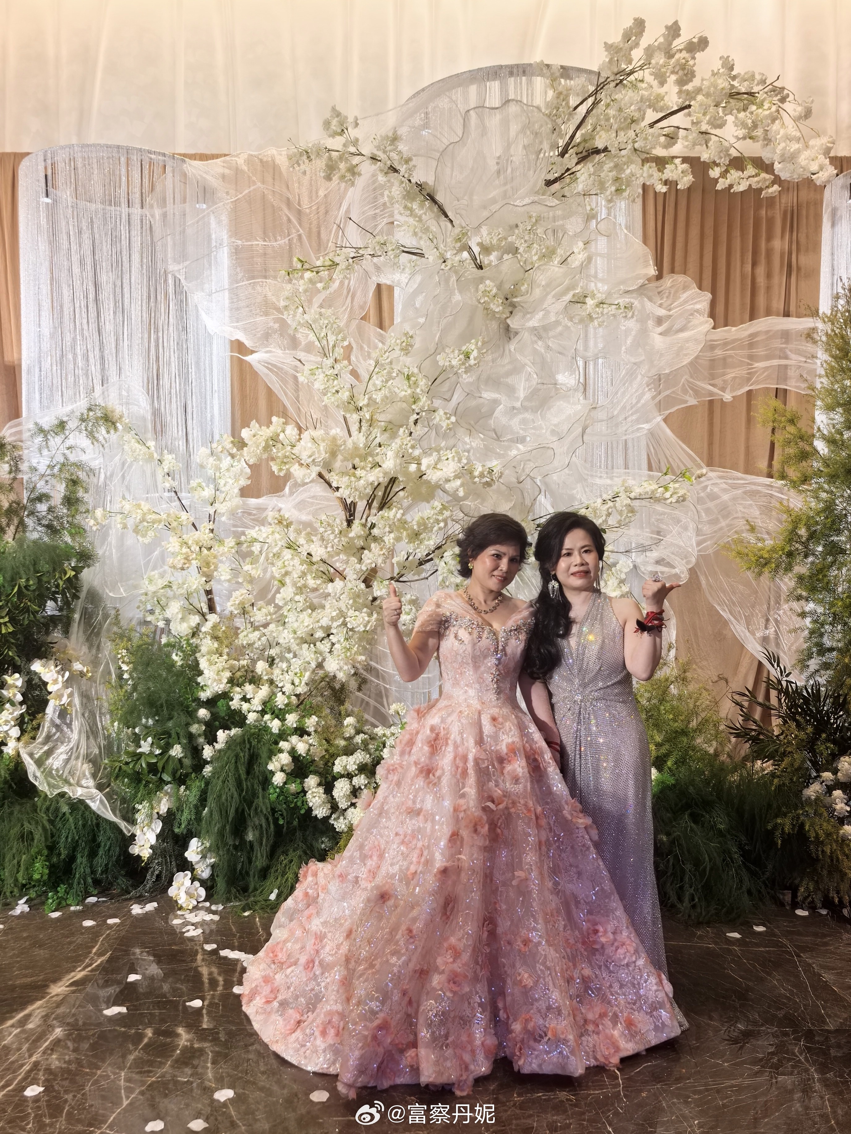 今天一定是个好日子👀因为被我邂逅了💒…收藏的文创园，没想到是像北京...
