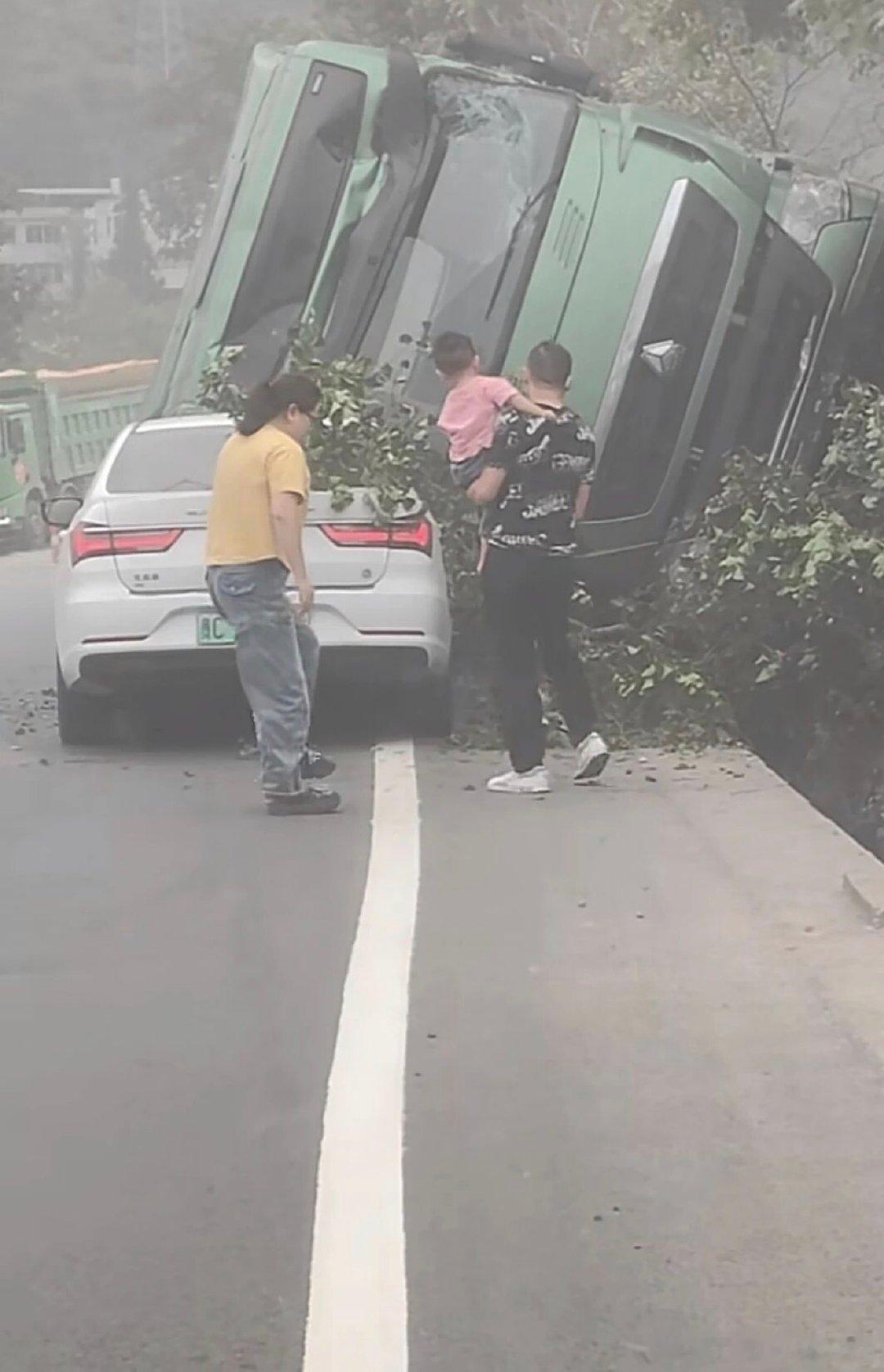 一台比亚迪秦！扛下了一个家庭！！ ​