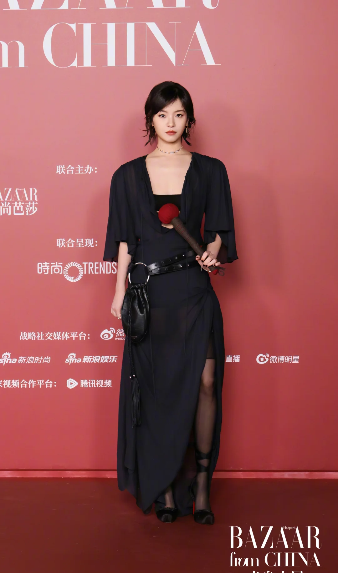 李庚希